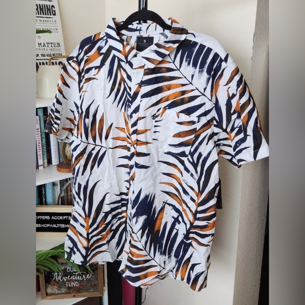 Junk Food Clothing Tropical Print
Short Sleeve Button Down Shirt